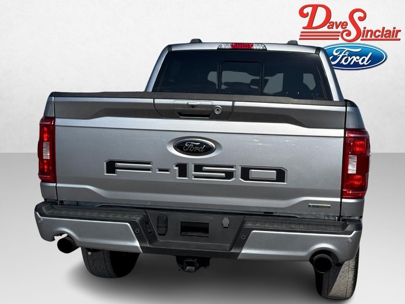 Ford F-150 Vehicle Full-screen Gallery Image 08