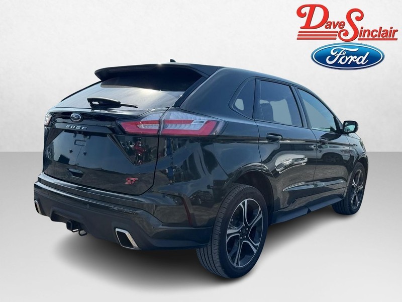 Ford Edge Vehicle Full-screen Gallery Image 07