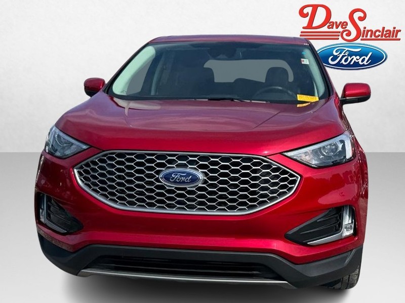 Ford Edge Vehicle Full-screen Gallery Image 02