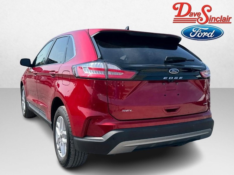 Ford Edge Vehicle Full-screen Gallery Image 09