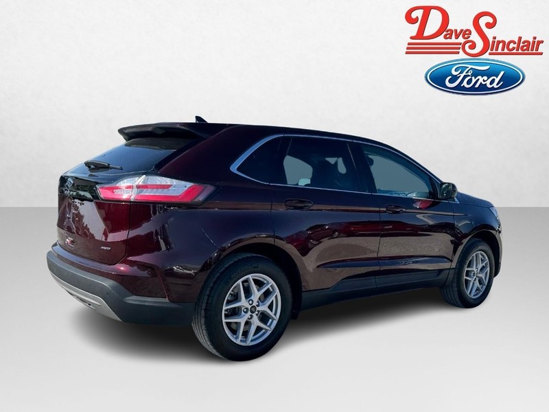 Ford Edge Vehicle Full-screen Gallery Image 07