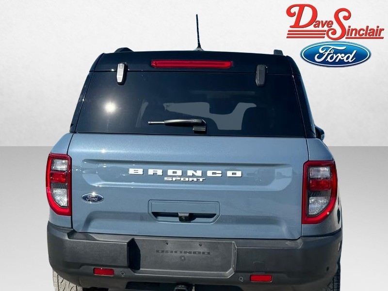 Ford Bronco Sport Vehicle Full-screen Gallery Image 08