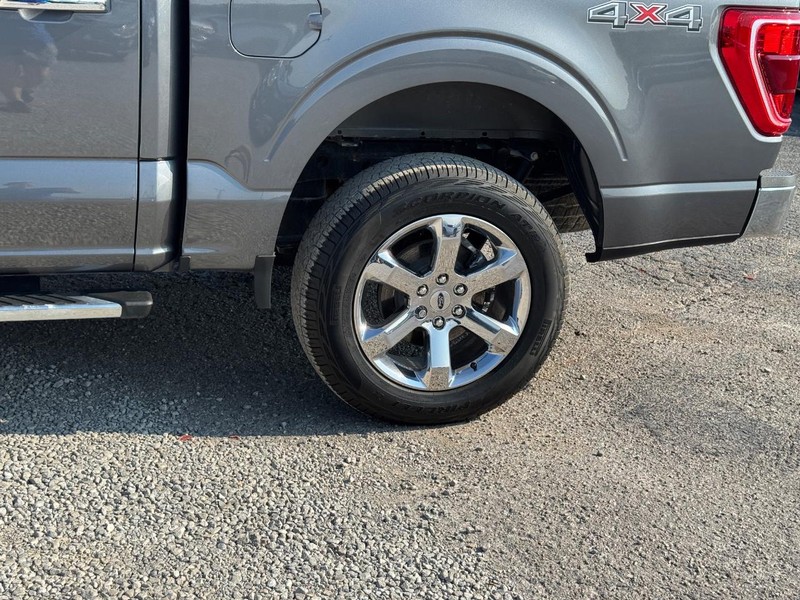 Ford F-150 Vehicle Full-screen Gallery Image 11
