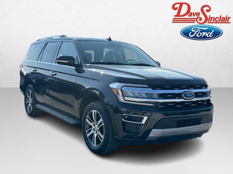 Ford Expedition Vehicle Full-screen Gallery Image 04