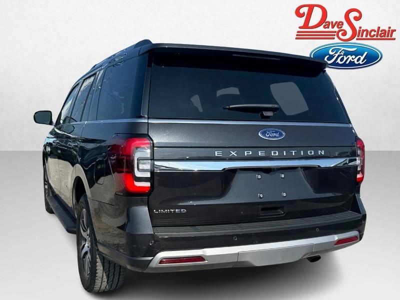 Ford Expedition Vehicle Full-screen Gallery Image 09