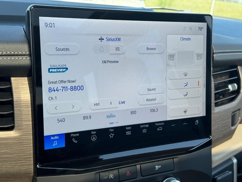 Ford Expedition Vehicle Full-screen Gallery Image 26