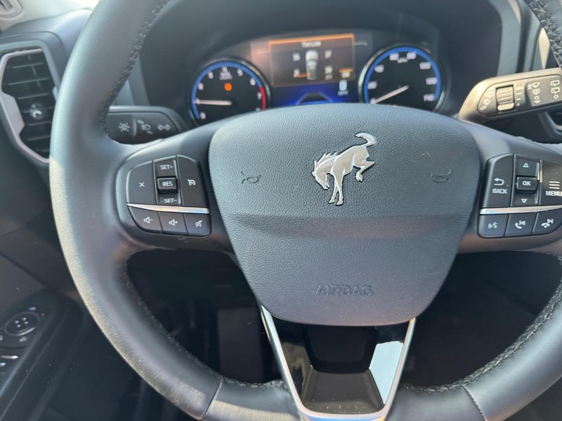 Ford Bronco Sport Vehicle Full-screen Gallery Image 21