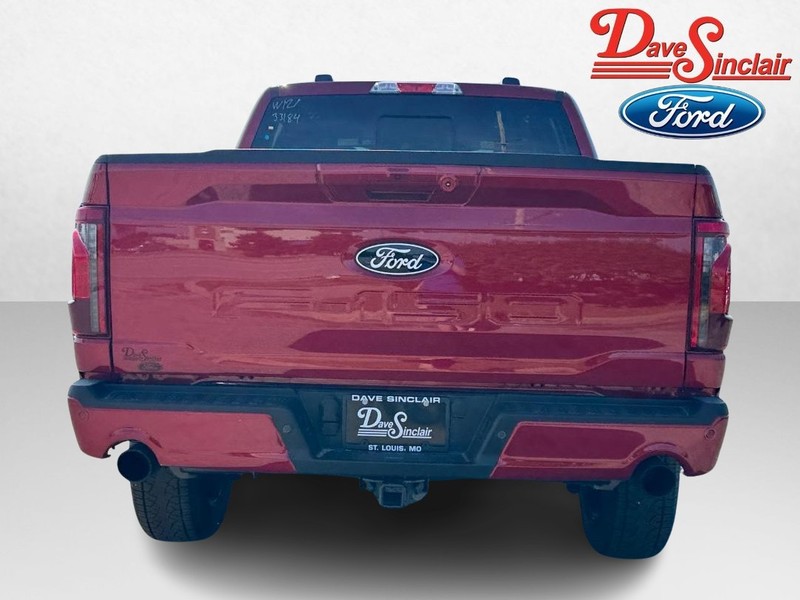 Ford F-150 Vehicle Full-screen Gallery Image 08
