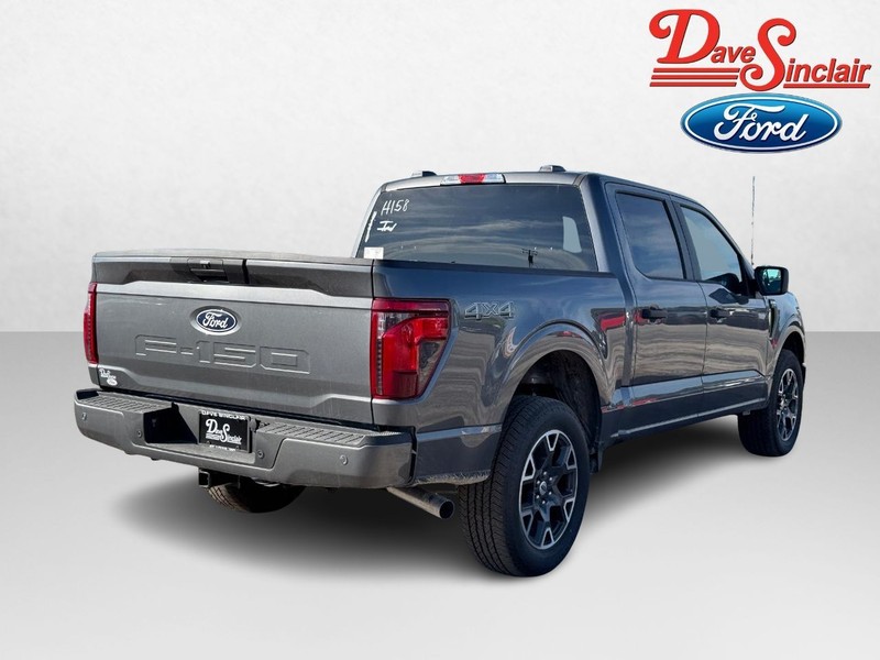 Ford F-150 Vehicle Full-screen Gallery Image 07