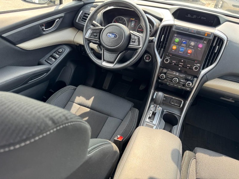 Subaru Ascent Vehicle Full-screen Gallery Image 13