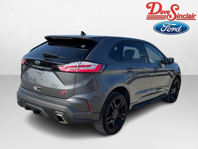 Ford Edge Vehicle Full-screen Gallery Image 07