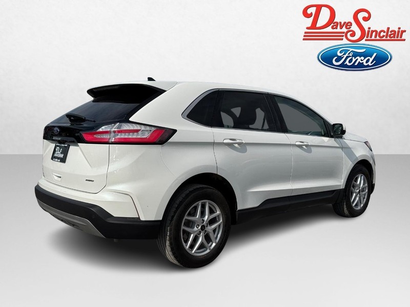 Ford Edge Vehicle Full-screen Gallery Image 07