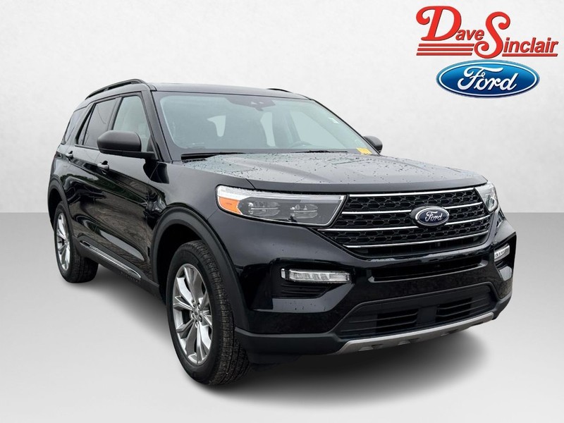 Ford Explorer Vehicle Full-screen Gallery Image 04