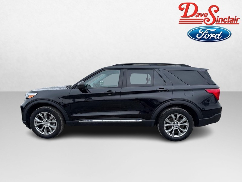 Ford Explorer Vehicle Full-screen Gallery Image 10