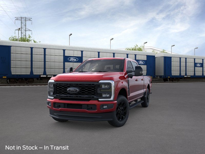 Ford Super Duty F-250 SRW Vehicle Full-screen Gallery Image 02
