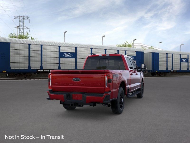 Ford Super Duty F-250 SRW Vehicle Full-screen Gallery Image 10