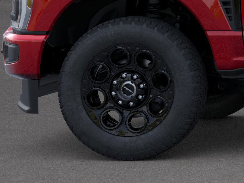 Ford Super Duty F-250 SRW Vehicle Full-screen Gallery Image 21