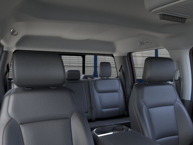 Ford Super Duty F-250 SRW Vehicle Full-screen Gallery Image 24