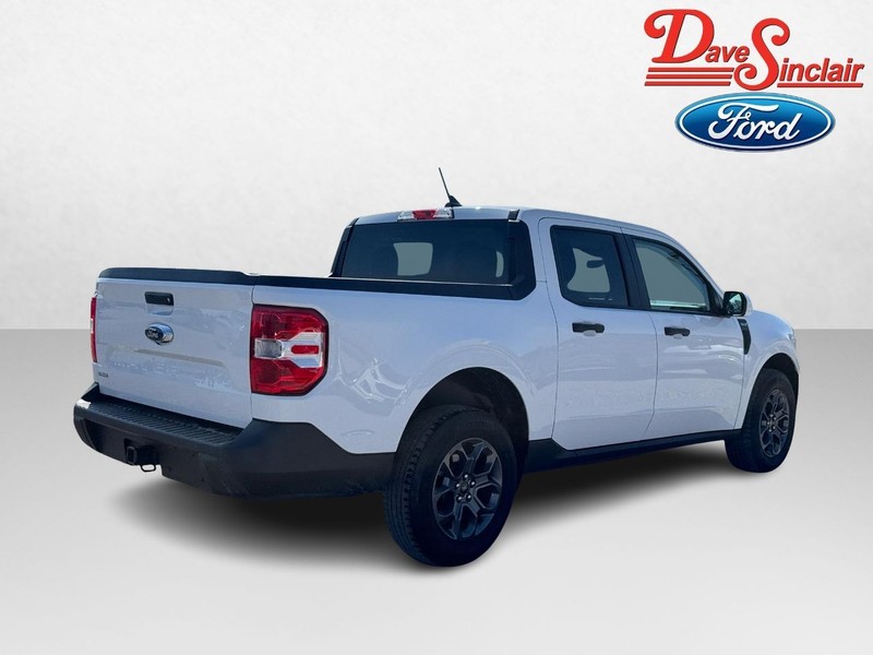 Ford Maverick Vehicle Full-screen Gallery Image 07