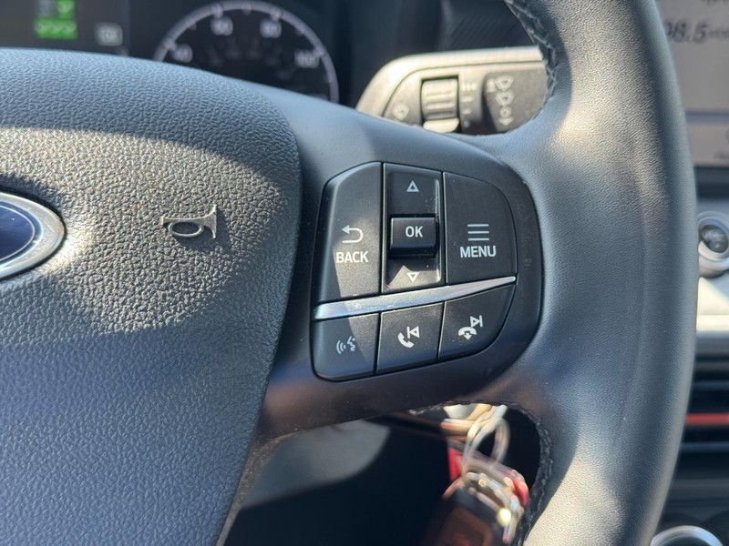 Ford Maverick Vehicle Full-screen Gallery Image 21