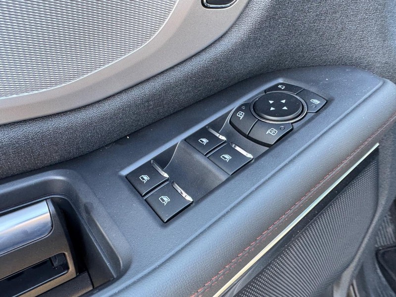 Ford Expedition Vehicle Full-screen Gallery Image 22