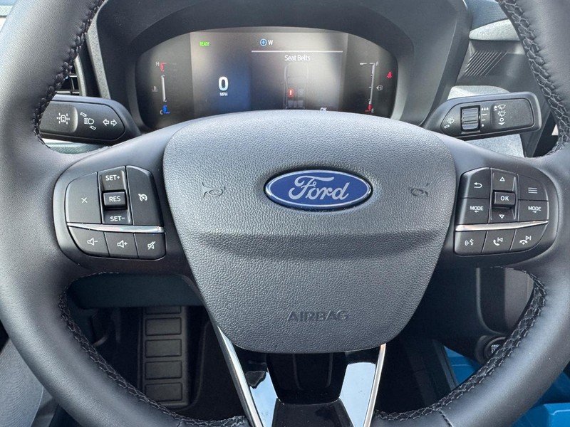 Ford Maverick Vehicle Full-screen Gallery Image 20