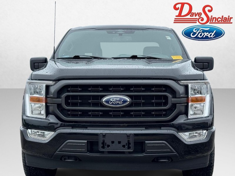 Ford F-150 Vehicle Full-screen Gallery Image 02