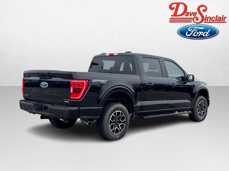Ford F-150 Vehicle Full-screen Gallery Image 07
