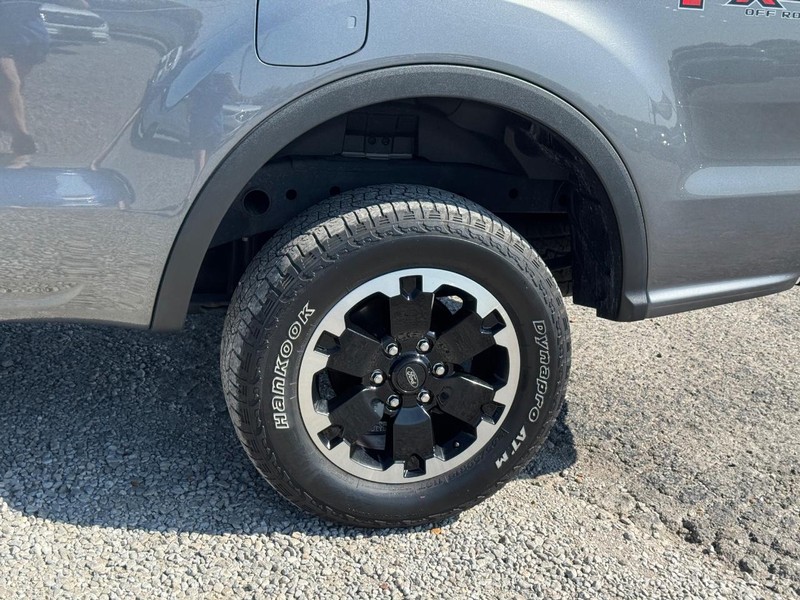 Ford Ranger Vehicle Full-screen Gallery Image 11