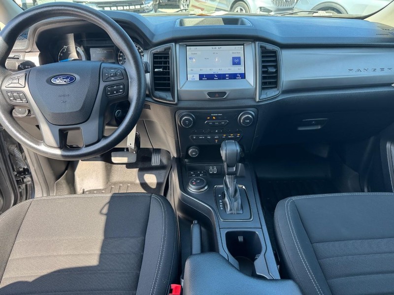 Ford Ranger Vehicle Full-screen Gallery Image 14