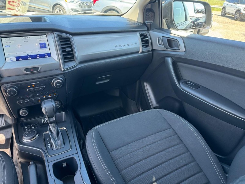 Ford Ranger Vehicle Full-screen Gallery Image 15