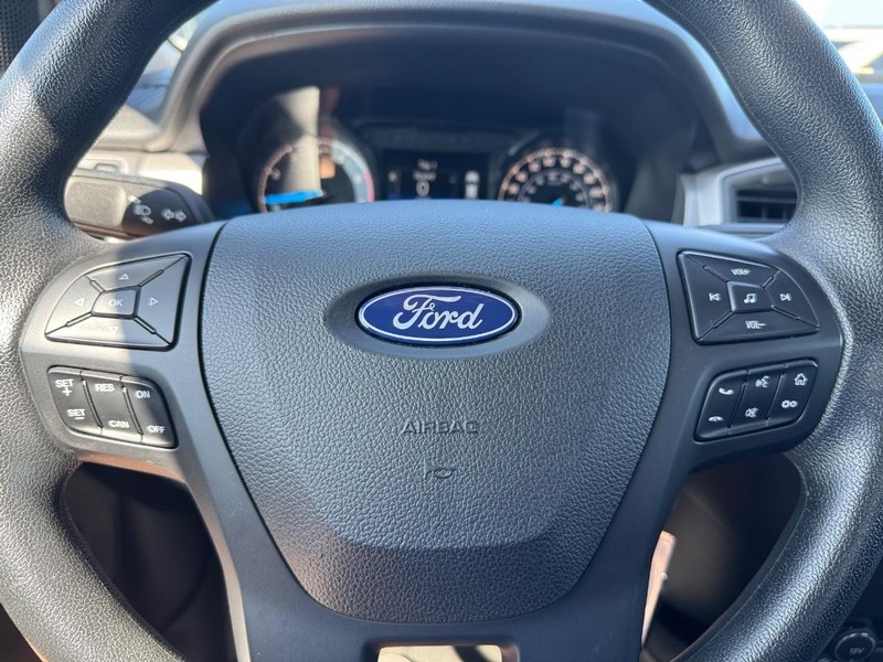 Ford Ranger Vehicle Full-screen Gallery Image 18
