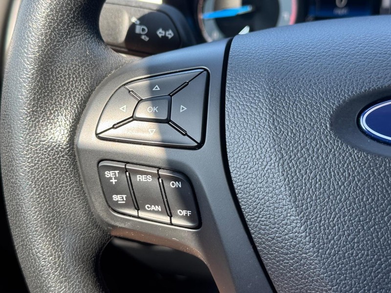 Ford Ranger Vehicle Full-screen Gallery Image 19