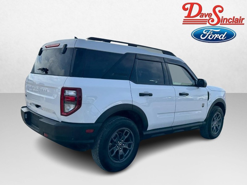 Ford Bronco Sport Vehicle Full-screen Gallery Image 07