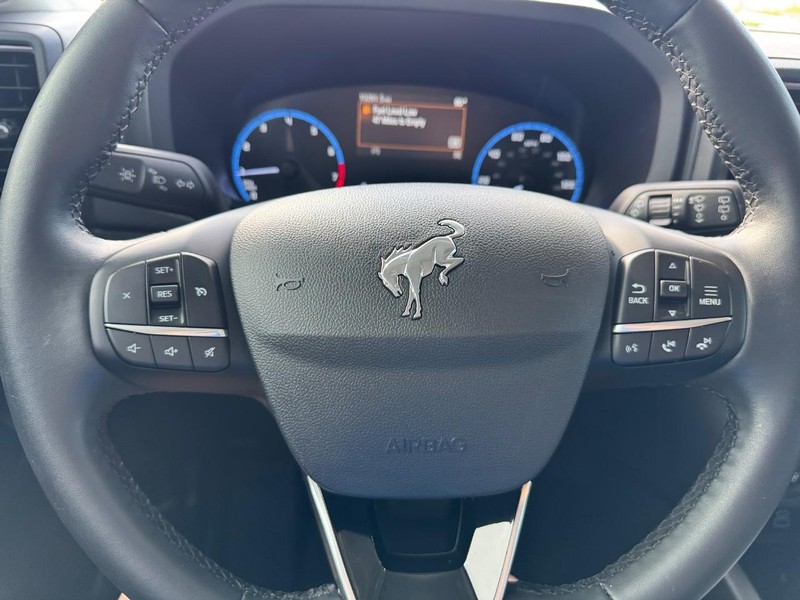 Ford Bronco Sport Vehicle Full-screen Gallery Image 19