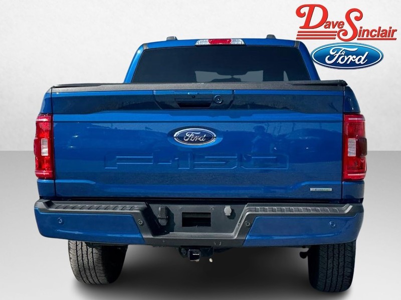 Ford F-150 Vehicle Full-screen Gallery Image 08