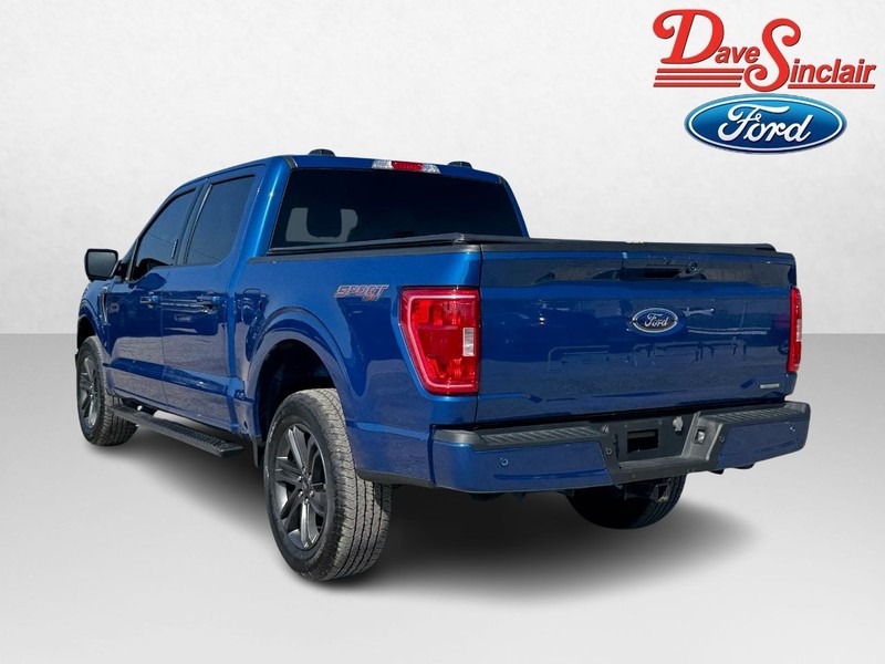 Ford F-150 Vehicle Full-screen Gallery Image 09