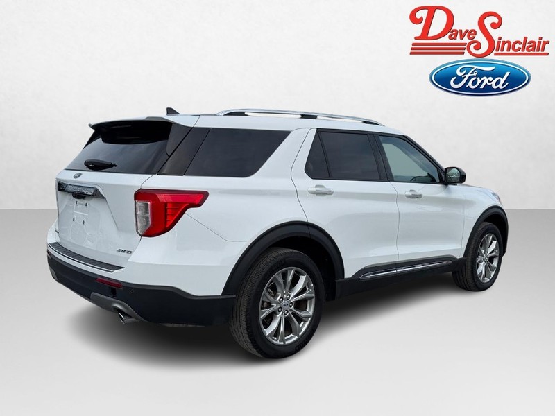 Ford Explorer Vehicle Full-screen Gallery Image 07