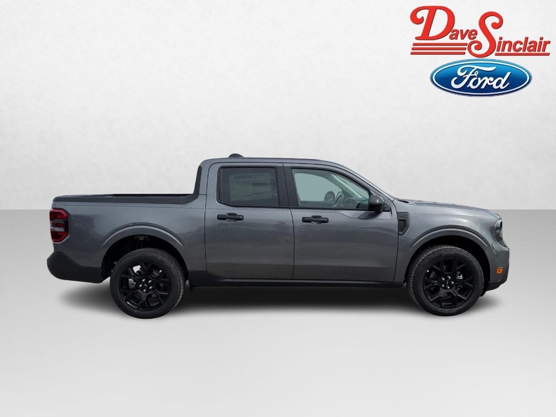 Ford Maverick Vehicle Full-screen Gallery Image 05