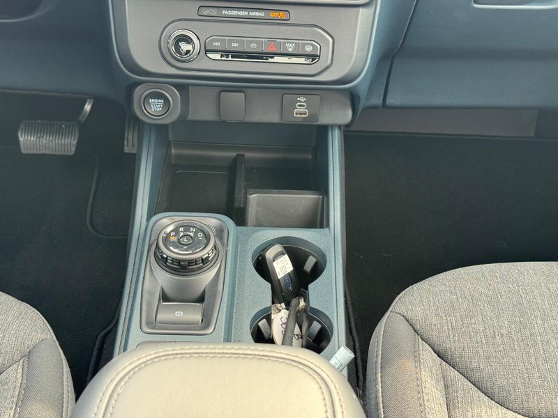 Ford Maverick Vehicle Full-screen Gallery Image 17
