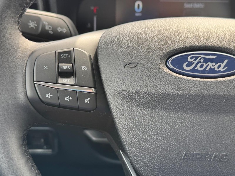 Ford Maverick Vehicle Full-screen Gallery Image 20