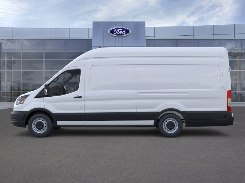 Ford Transit Cargo Van Vehicle Full-screen Gallery Image 04