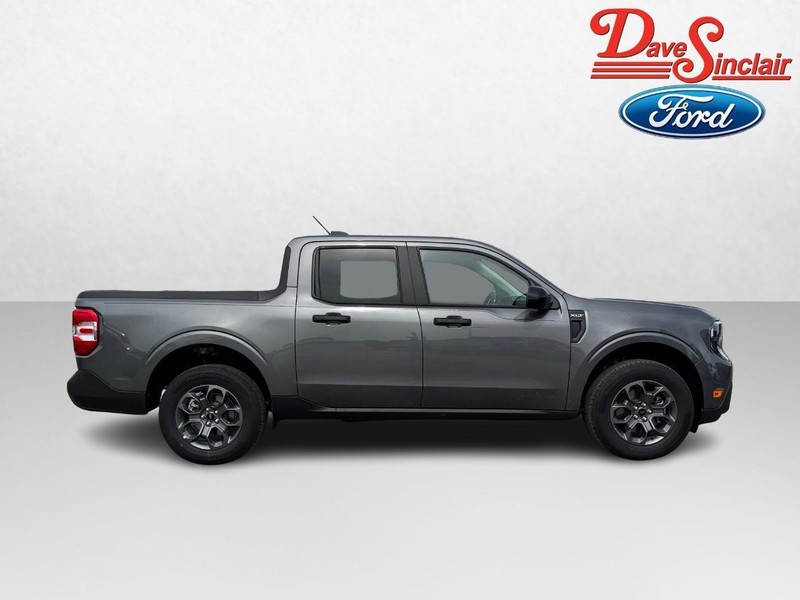 Ford Maverick Vehicle Full-screen Gallery Image 05