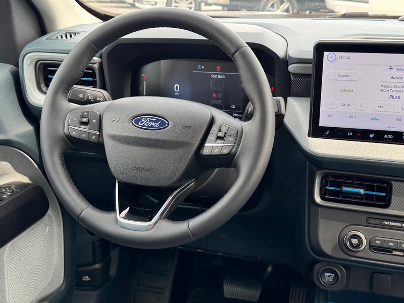 Ford Maverick Vehicle Full-screen Gallery Image 14