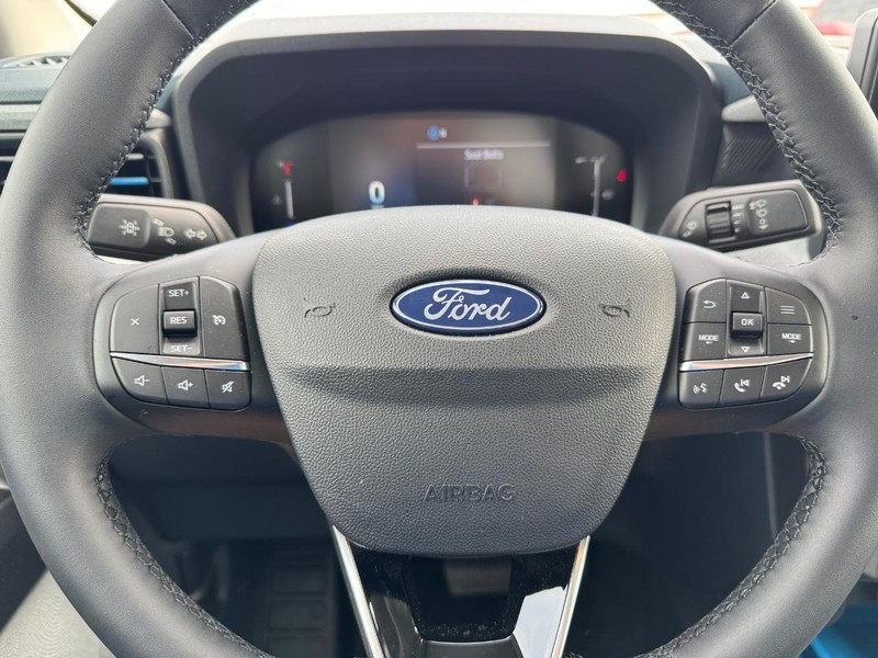 Ford Maverick Vehicle Full-screen Gallery Image 21