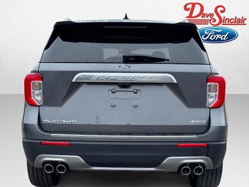 Ford Explorer Vehicle Full-screen Gallery Image 08