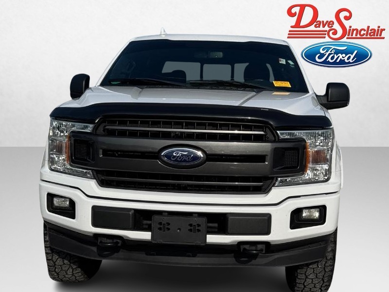 Ford F-150 Vehicle Full-screen Gallery Image 02