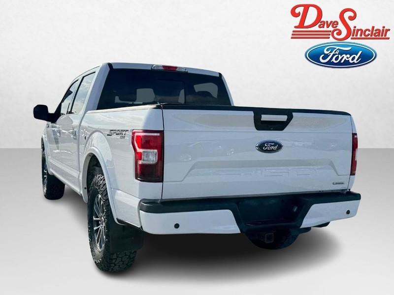 Ford F-150 Vehicle Full-screen Gallery Image 09