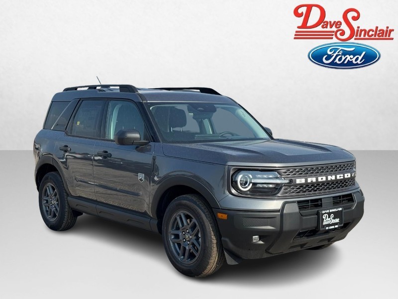 Ford Bronco Sport Vehicle Full-screen Gallery Image 04