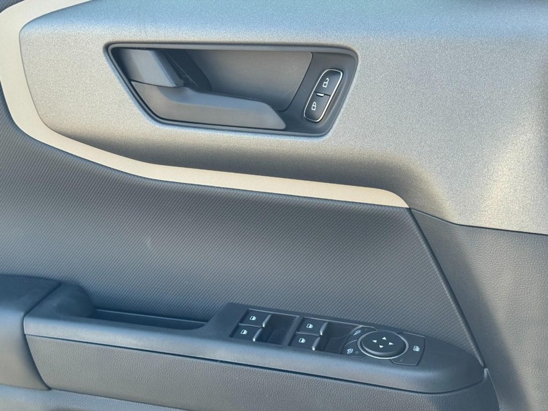 Ford Bronco Sport Vehicle Full-screen Gallery Image 22